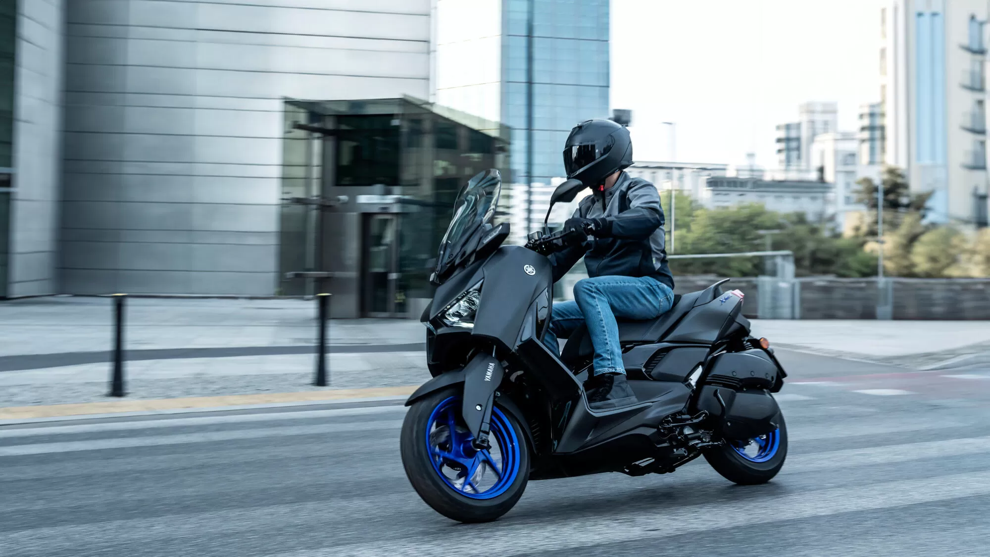 Yamaha XMAX 2025 Model Update